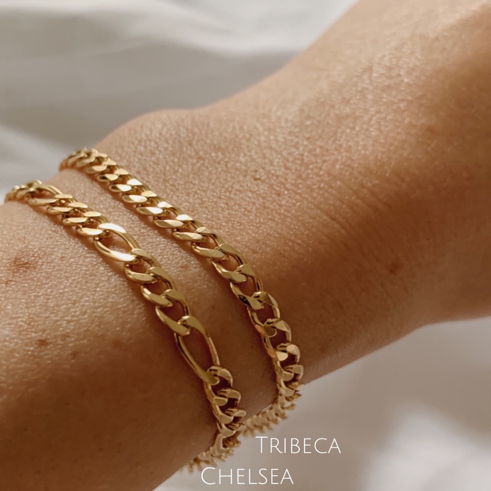 Tribeca Curb Bracelet | 18k Gold Filled - Picture 9 of 10